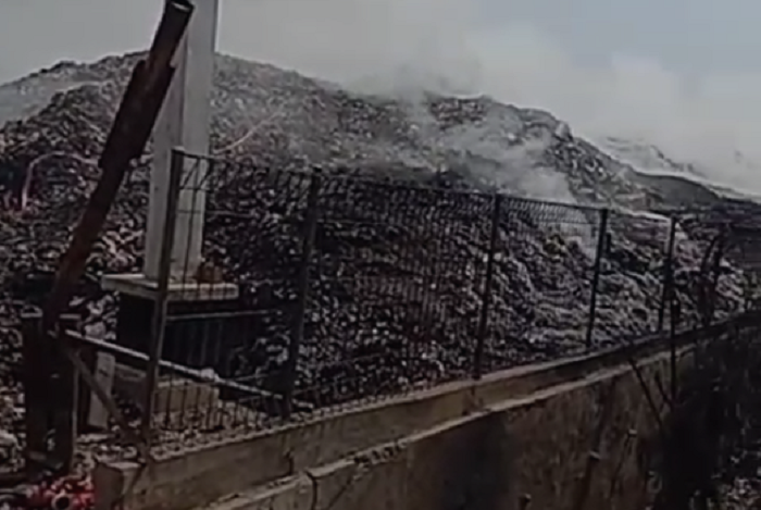 Kebakaran melanda Tempat Pengolahan Sampah Terpadu (TPST) Bantargebang. (Dok. BPBD Kota Bekasi)
