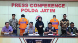 Polda Jatim Laksanakan Press Release hasil ungkap kasus Penipuan dan Penggelapan. (Instagram.com/@humaspoldajatim)