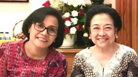 Menteri Keuangan Sri Mulyani Bersama Ketua Umum PDI Perjuangan, Megawati Soekarnoputri. (Instrgram.com/@smindrawati
)